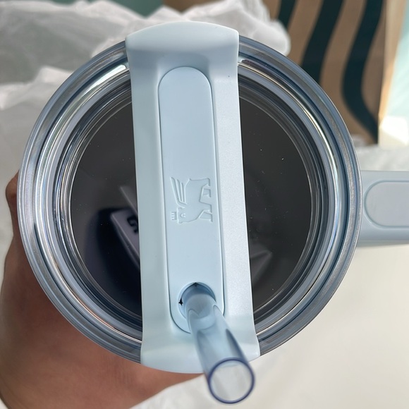 Starbucks x Stanley Spring  2024 Spring Blue 40 Oz Tumbler - Picture 3 of 6